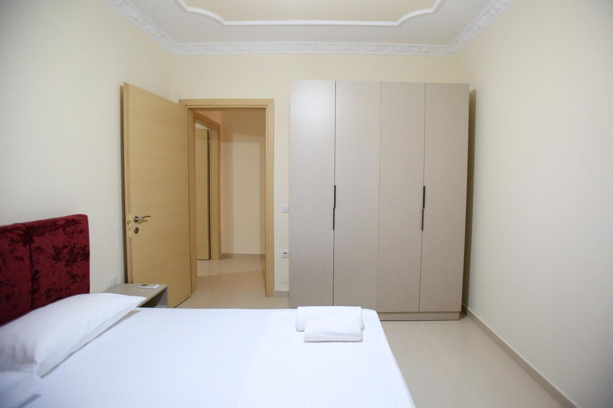 Oasis Residence Vlorë Eksteriør billede